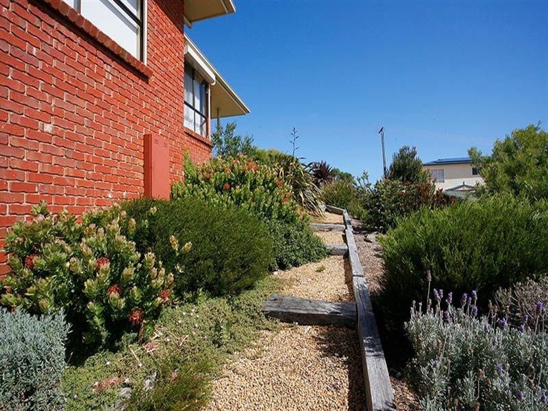 16 Trigg Street, Port Elliot SA 5212