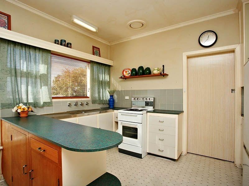 20 Renown Avenue, Victor Harbor SA 5211