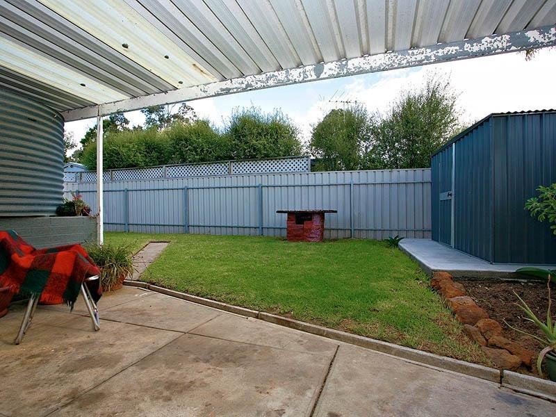 25 The Parkway, Victor Harbor SA 5211