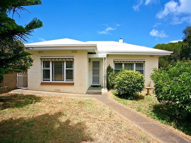 20 Hillview Road, Victor Harbor SA 5211