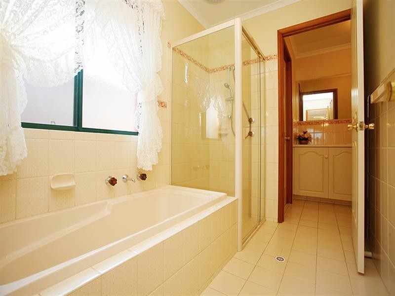 79 Lakeside Circuit, Encounter Bay SA 5211