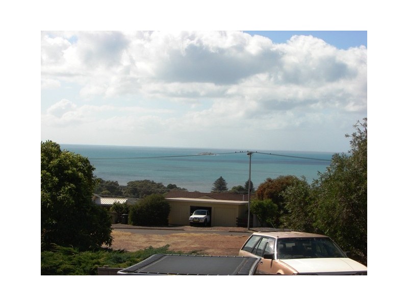 32 Dodson Road, Encounter Bay SA 5211