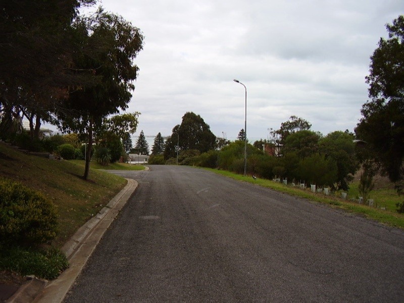 13 Clair Avenue, Encounter Bay SA 5211