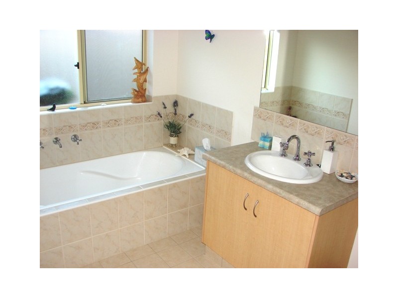 12 Missen Avenue, Hayborough SA 5211