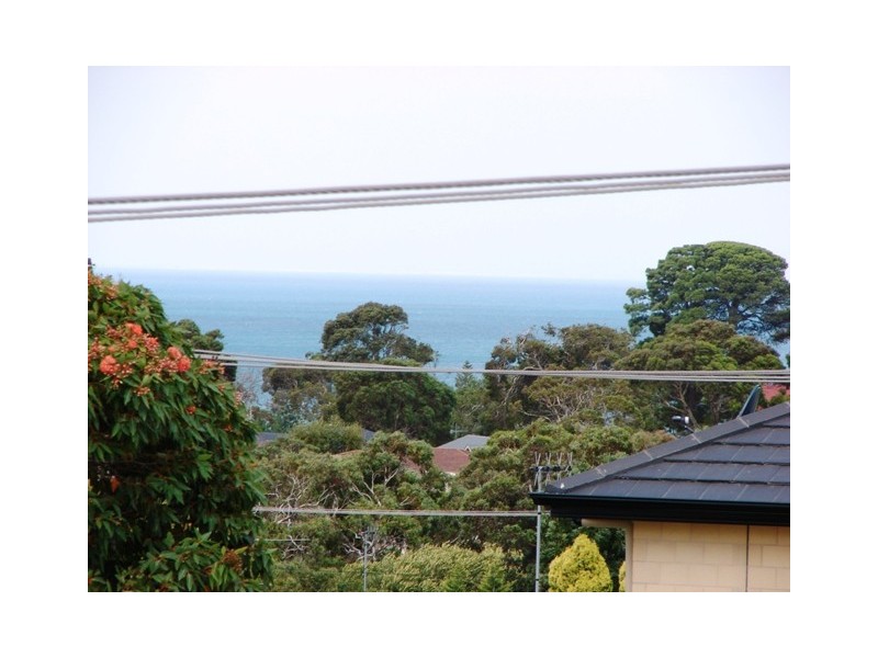 15 Tudor Avenue, Victor Harbor SA 5211