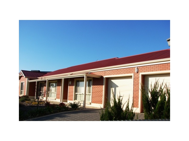 15 Tudor Avenue, Victor Harbor SA 5211