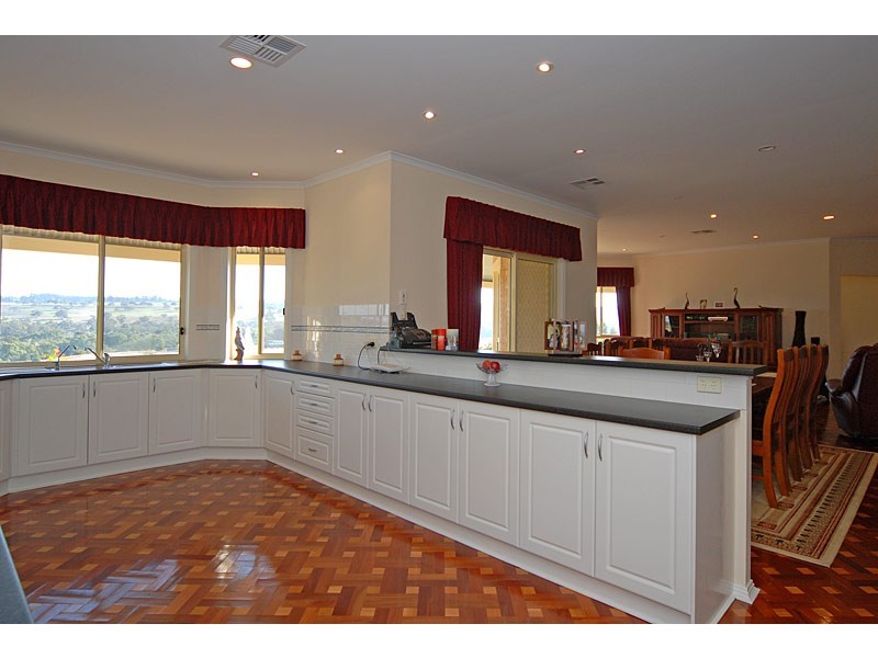 4 Shetland Court, Victor Harbor SA 5211
