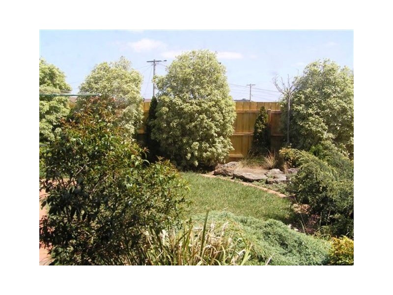 14 Hosie Street, Altona Meadows VIC 3028