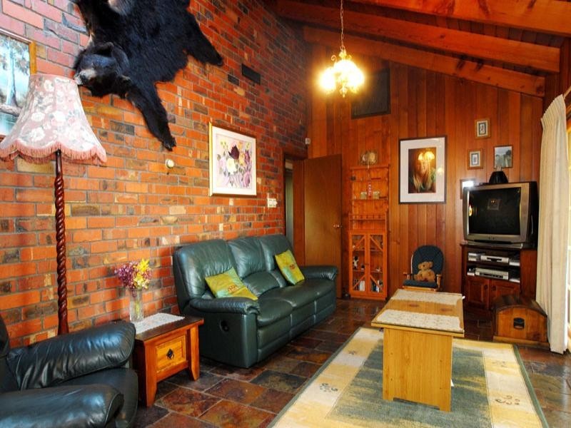 1 Bindowan Drive, Hoppers Crossing VIC 3029