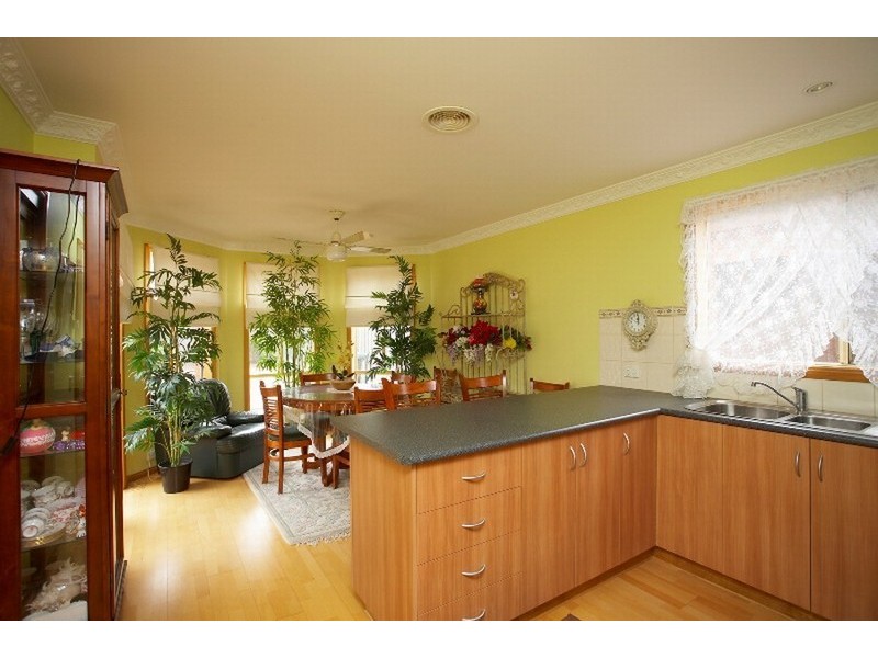 36 Provence Grove, Hoppers Crossing VIC 3029