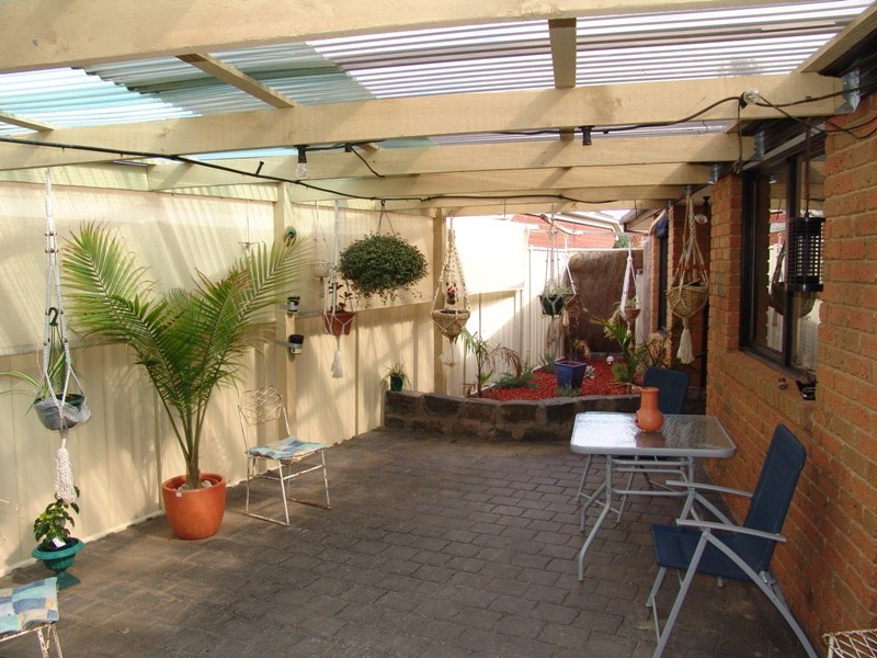 61 Bartlett Crescent, Hoppers Crossing VIC 3029