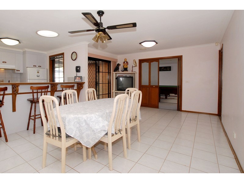 24 Symons Avenue, Hoppers Crossing VIC 3029