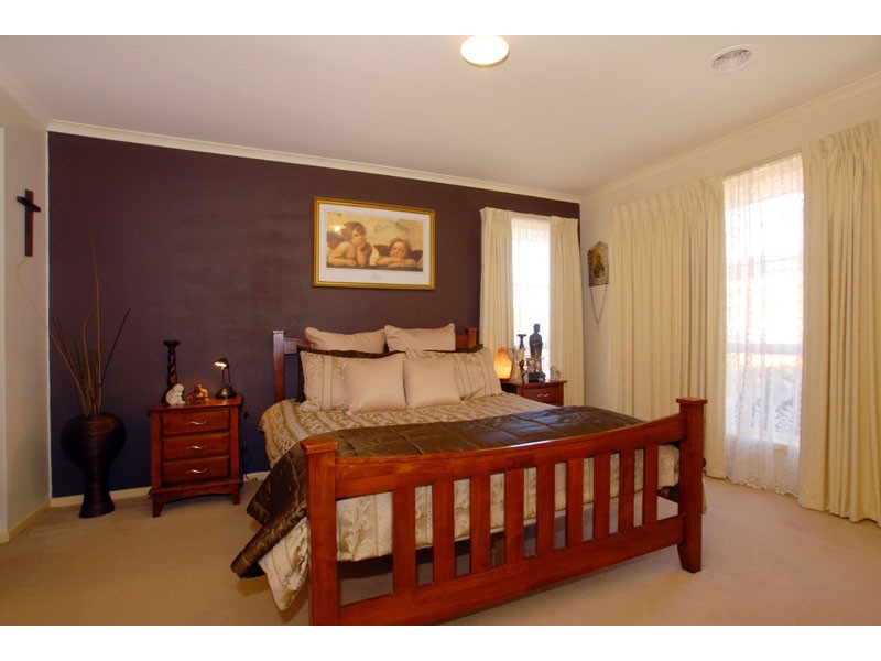 135 Thames Boulevard, Tarneit VIC 3029