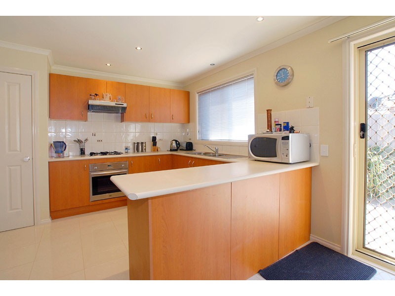 1/16 Anglia Court, Werribee VIC 3030