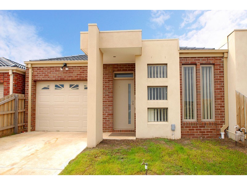 1/10 Lazor Street, Truganina VIC 3029