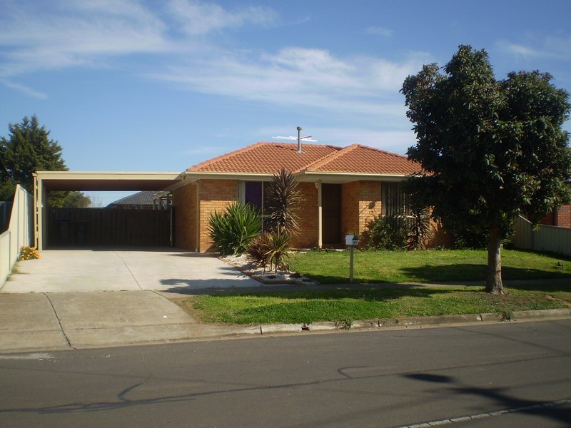 27 Kimberley Drive, Werribee VIC 3030
