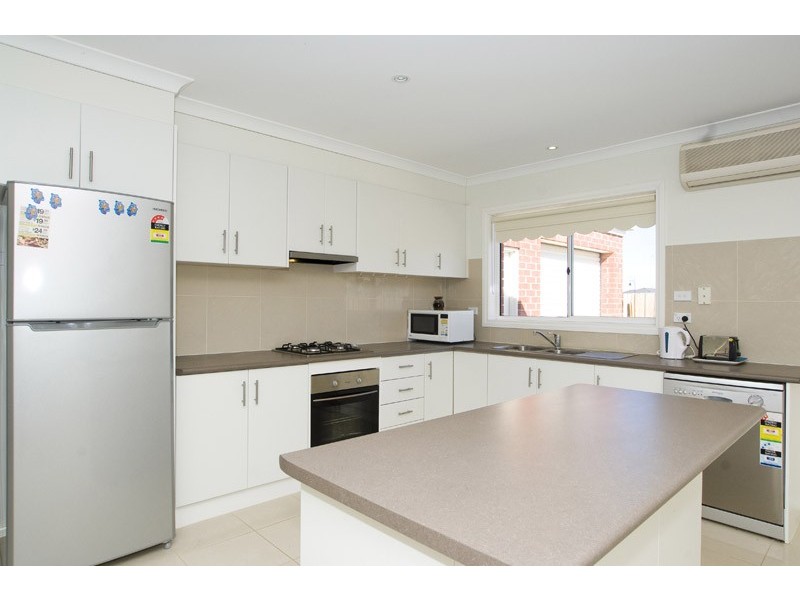 29 Horseshoe Circuit, Truganina VIC 3029