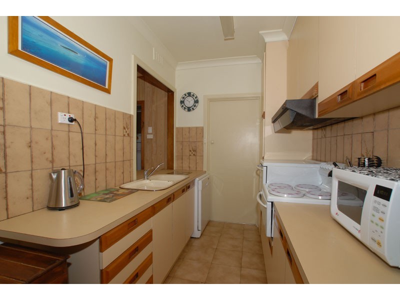 10 Lurg Avenue, Sunshine North VIC 3020