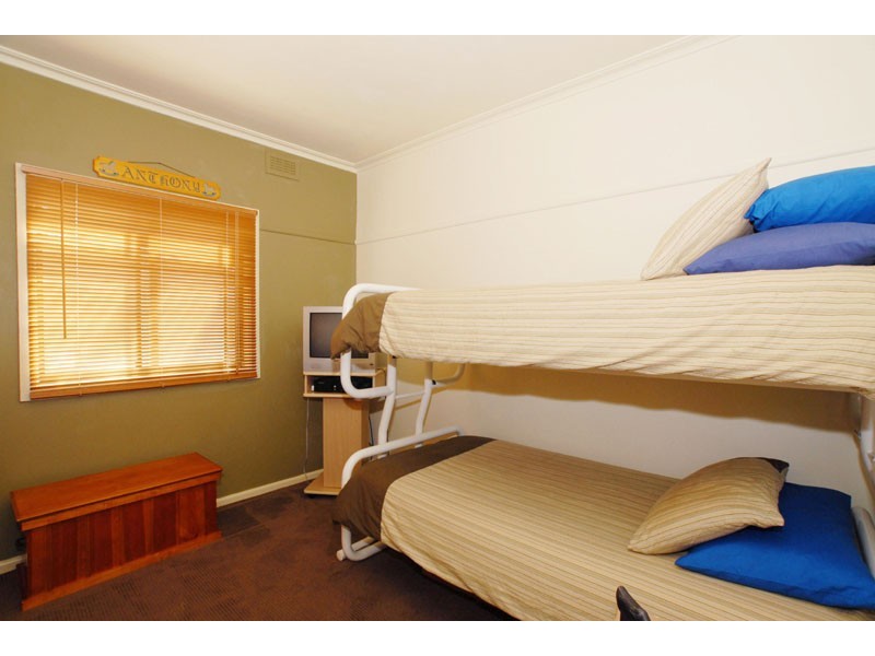 10 Lurg Avenue, Sunshine North VIC 3020