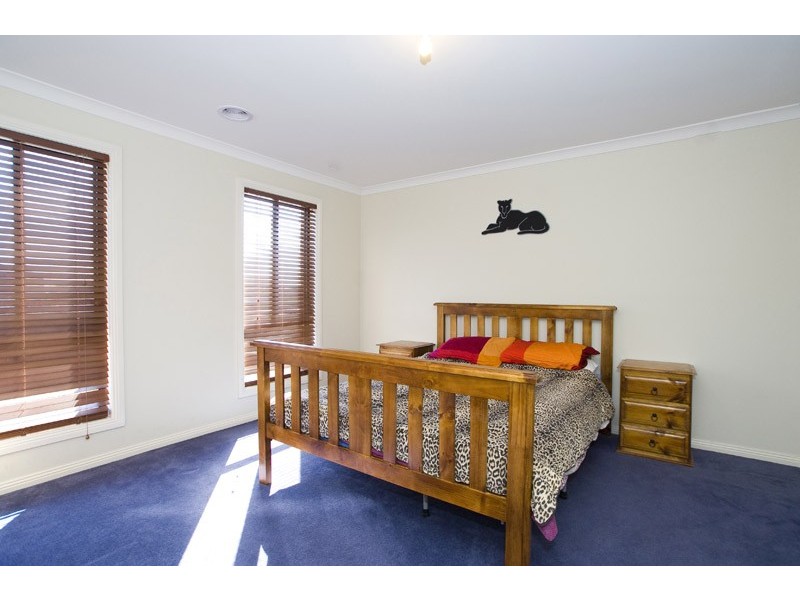 16 Stable Drive, Truganina VIC 3029