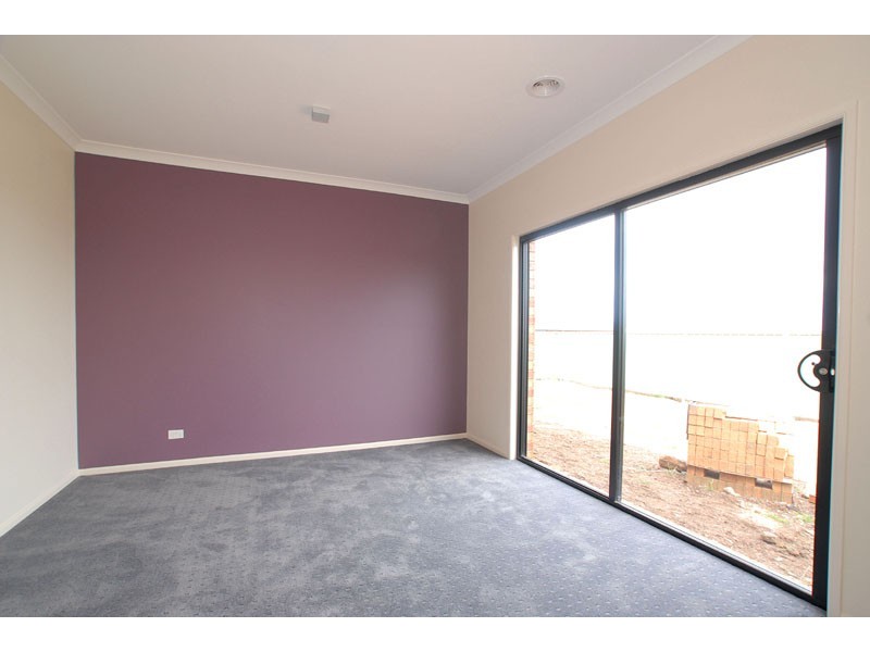 14 Vaughan Chase, Wyndham Vale VIC 3024