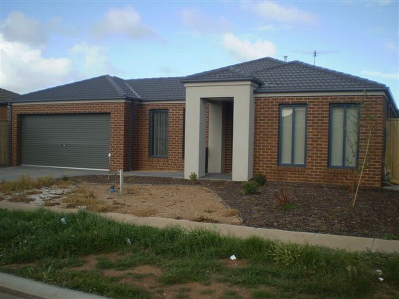 4 Hydrangea Drive, Point Cook VIC 3030