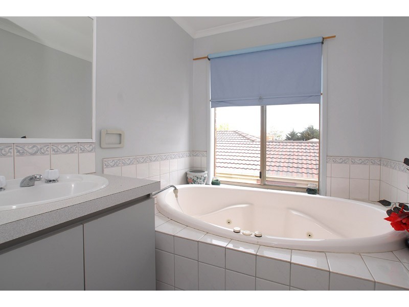 28 Woolpack Street, Hoppers Crossing VIC 3029