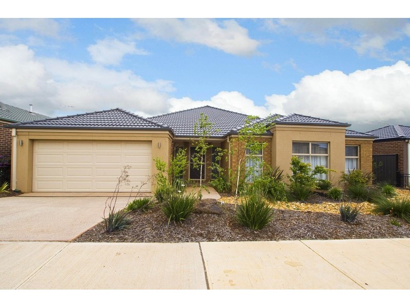 6 Millendon Boulevard, Tarneit VIC 3029