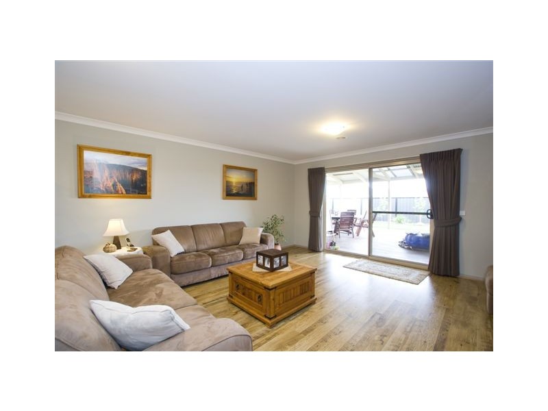 6 Millendon Boulevard, Tarneit VIC 3029