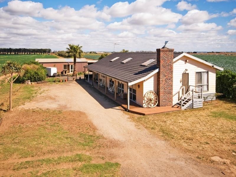 310 Cunninghams Road, Werribee South VIC 3030