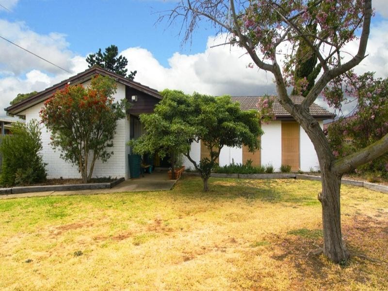 5 Cormorant Crescent, Werribee VIC 3030