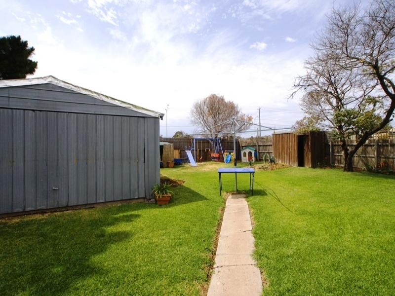 5 Cormorant Crescent, Werribee VIC 3030