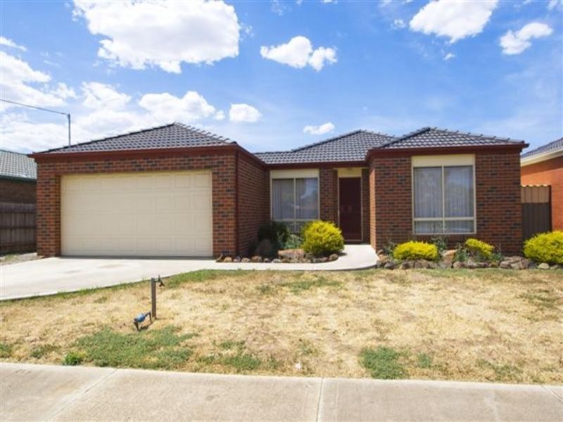 51 Walls Road, Werribee VIC 3030