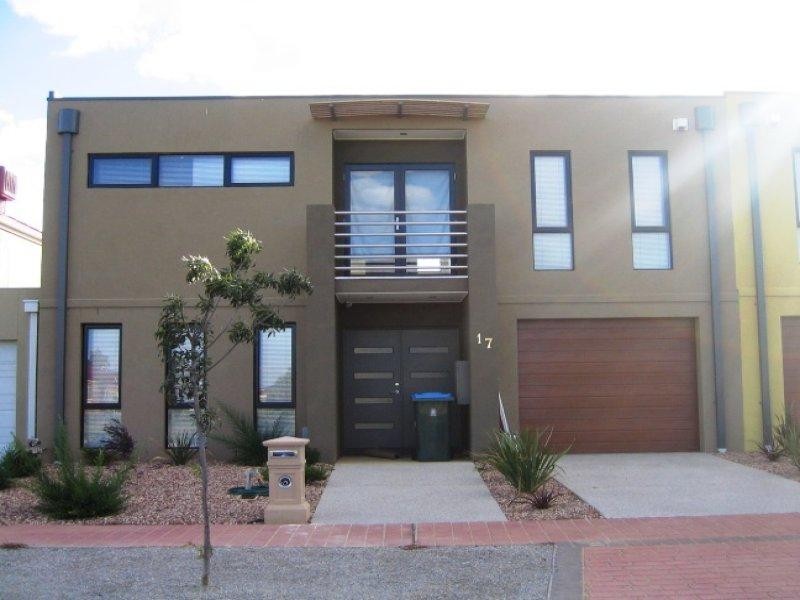 17 Hyde Park Terrace, Point Cook VIC 3030