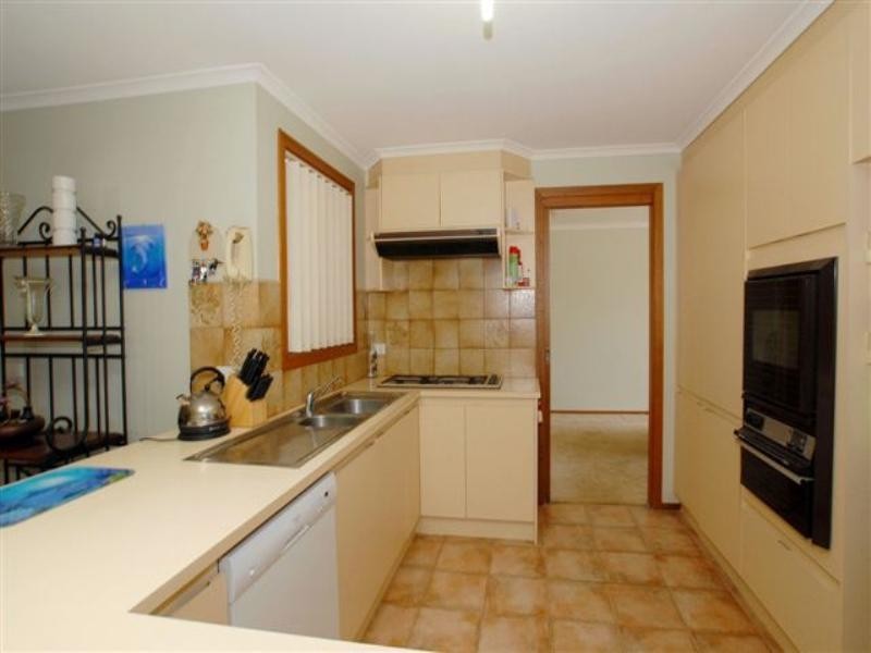 25 Bourke Crescent, Hoppers Crossing VIC 3029