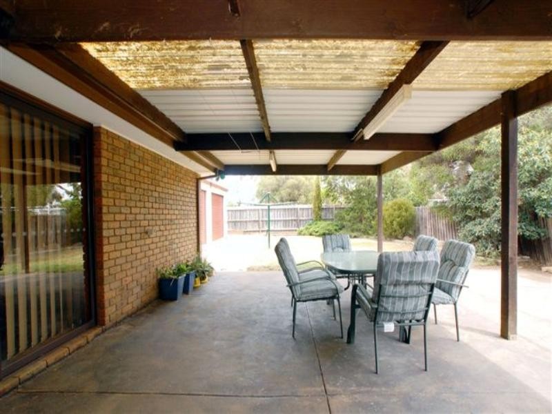 25 Bourke Crescent, Hoppers Crossing VIC 3029