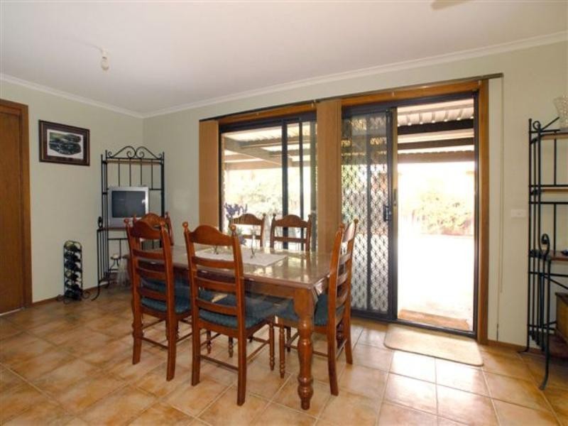 25 Bourke Crescent, Hoppers Crossing VIC 3029