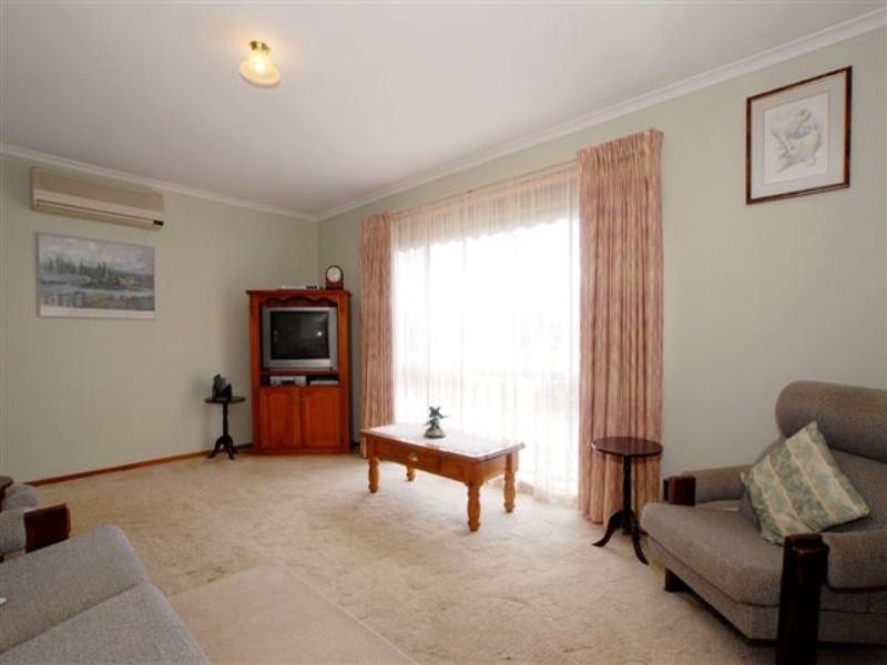 25 Bourke Crescent, Hoppers Crossing VIC 3029