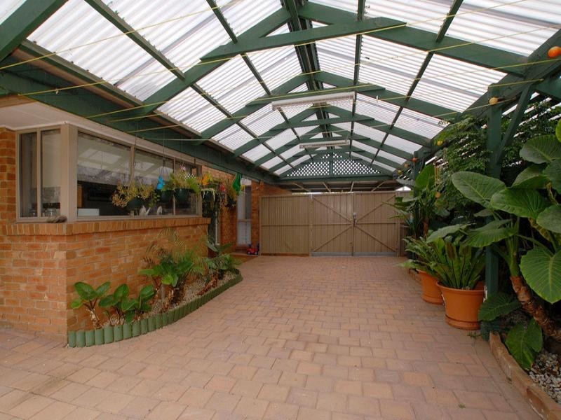 9 Grevillea Crescent, Hoppers Crossing VIC 3029