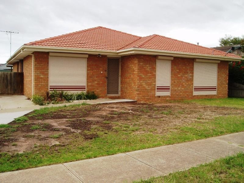 38 Hotham Cresent, Hoppers Crossing VIC 3029