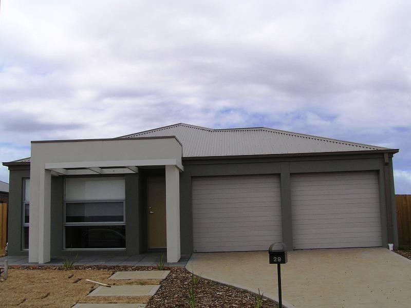 21 Andrew Road, Truganina VIC 3029