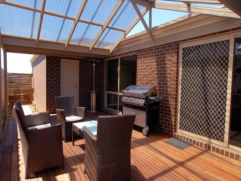 6 Blaze Terrace, Tarneit VIC 3029