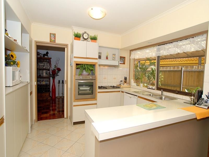 21 Cassowary Avenue, Werribee VIC 3030