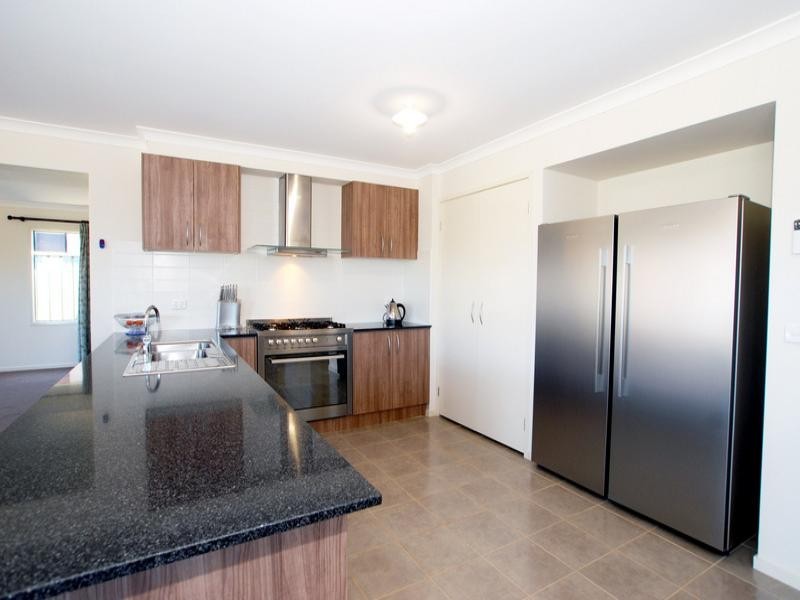 11-13 Elmslie Street, Wyndham Vale VIC 3024