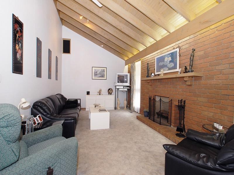 6 Bourke Crescent, Hoppers Crossing VIC 3029