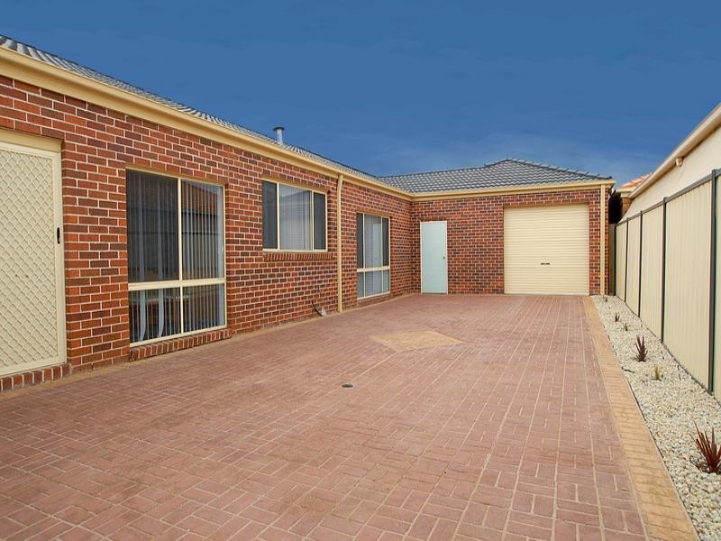 117 Thames Boulevard, Werribee VIC 3030