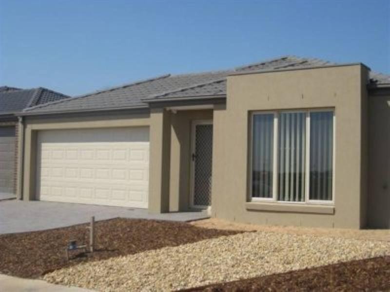 35 Stony Brook Way, Truganina VIC 3029