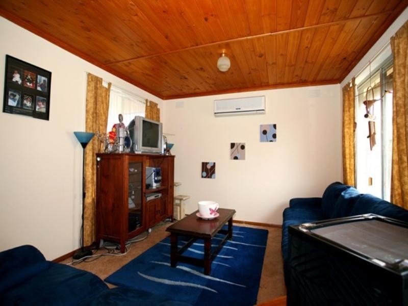 19 Cormorant Crescent, Werribee VIC 3030