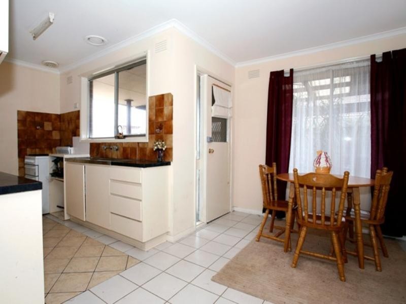 19 Cormorant Crescent, Werribee VIC 3030