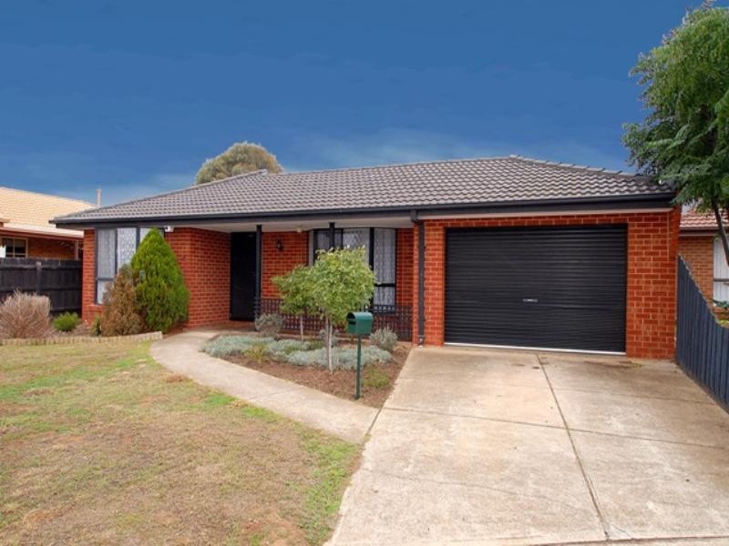 8 Potomac Court, Werribee VIC 3030